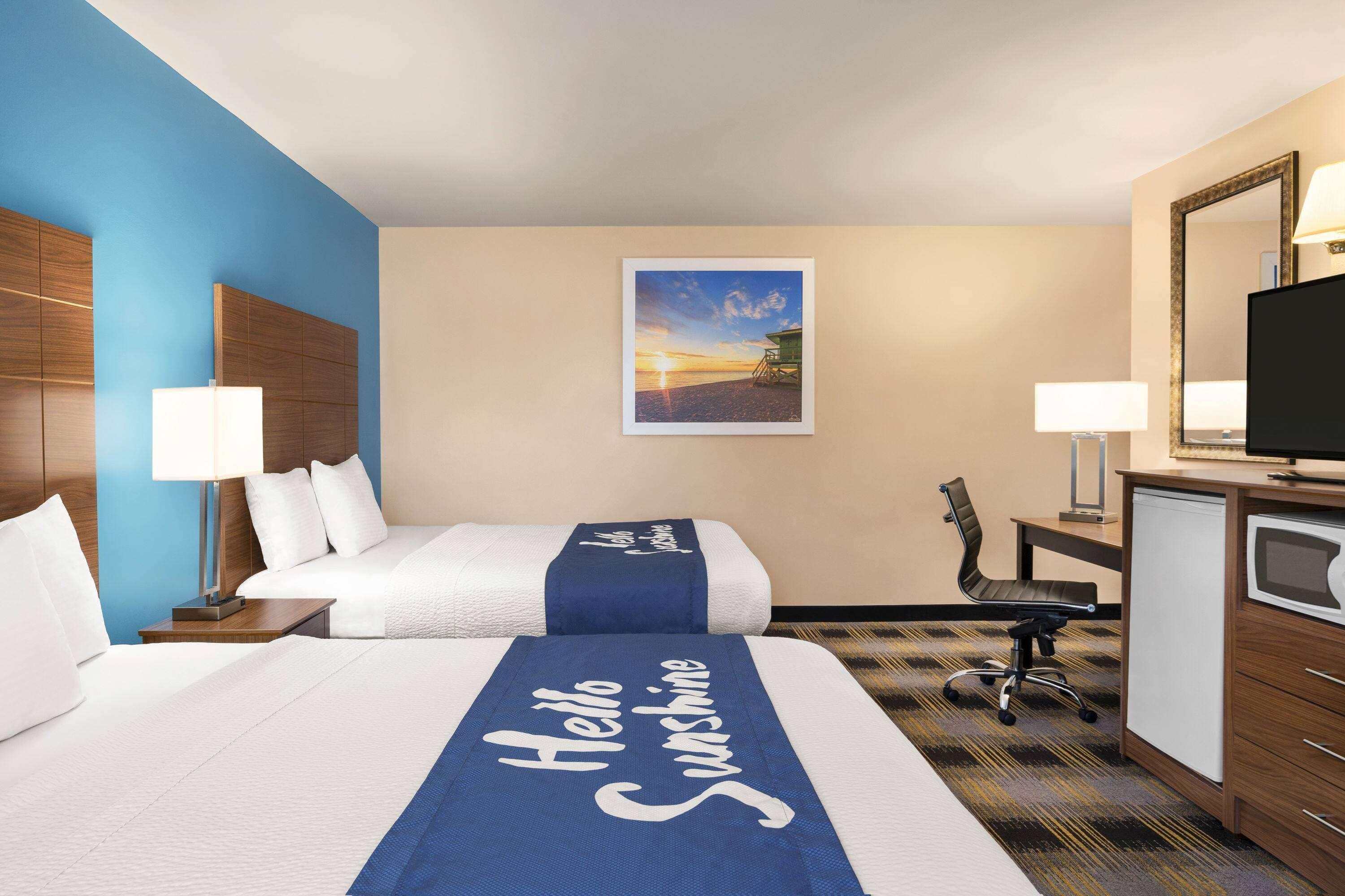 Days Inn By Wyndham Middletown/Newport Area Extérieur photo