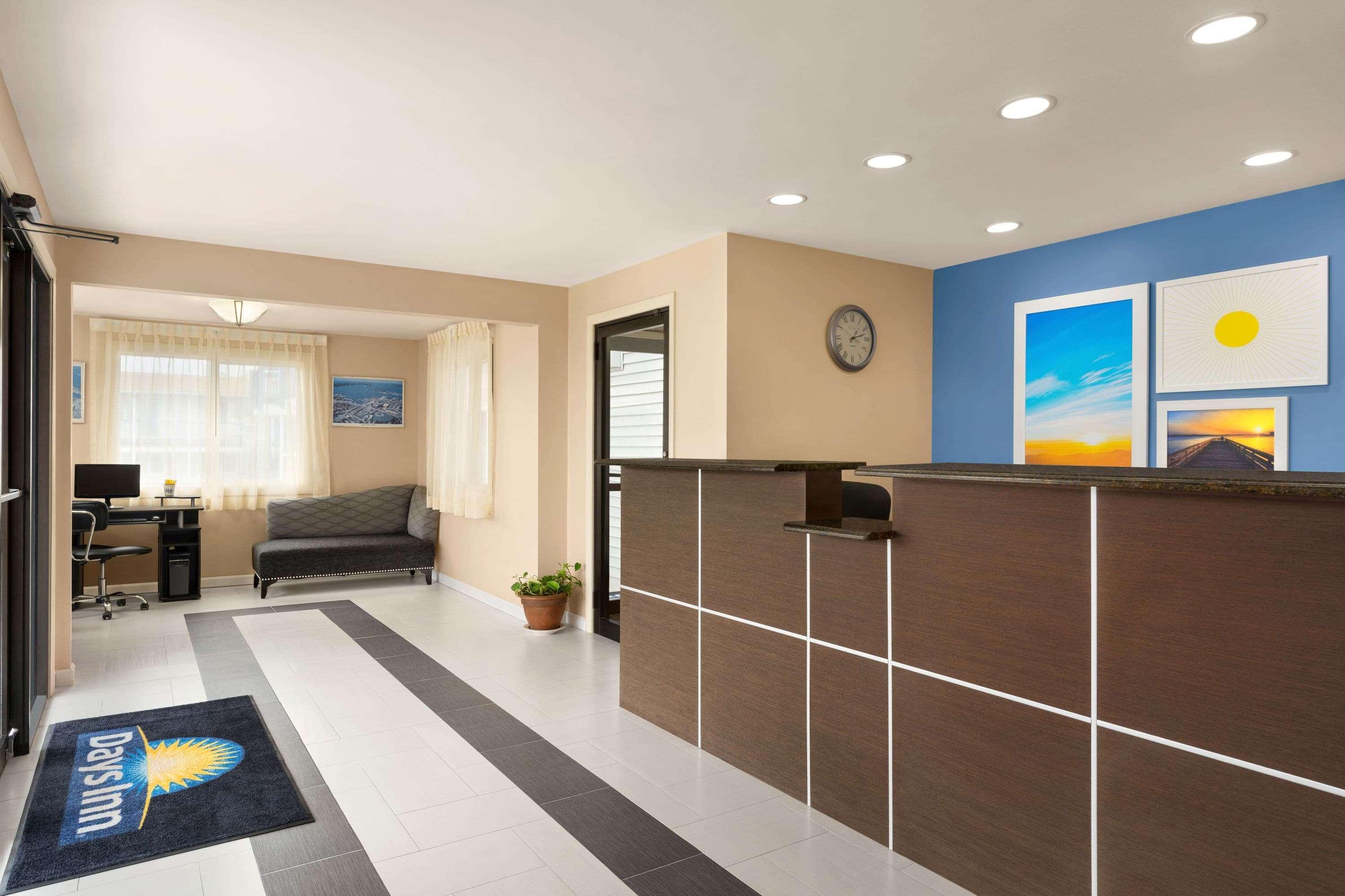 Days Inn By Wyndham Middletown/Newport Area Extérieur photo